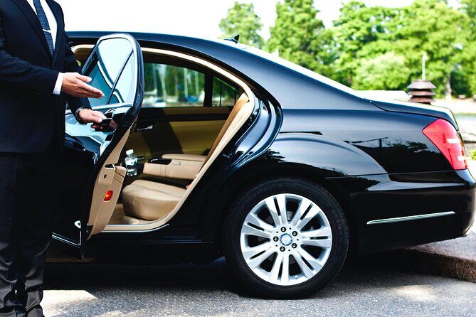 Krakow Airport  City Center or back- Private Transfer - A Closer Look at the Krakow Airport Private Transfer Experience