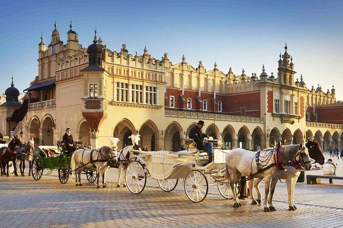 Krakow Airport Transfers : Krakow City to Krakow Airport KRK in Luxury Van - An in-depth look at the Krakow Airport Transfer in a luxury van