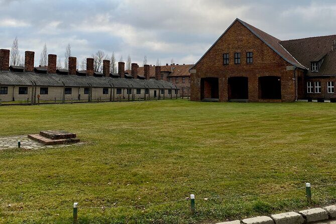Krakow: Auschwitz-Birkenau Guided Tour & Hotel Pick Up - Who Is This Tour Best For?
