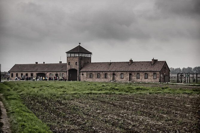 Krakow: Auschwitz-Birkenau Guided Tour with Hotel Transfer - A Thoughtful Visit to Auschwitz-Birkenau with Hotel Transfer: An Honest Review