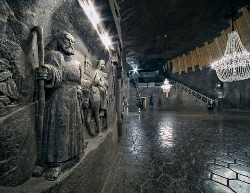 Krakow: Auschwitz-Birkenau & Wieliczka Salt Mine with Lunch - Who Should Consider This Tour?