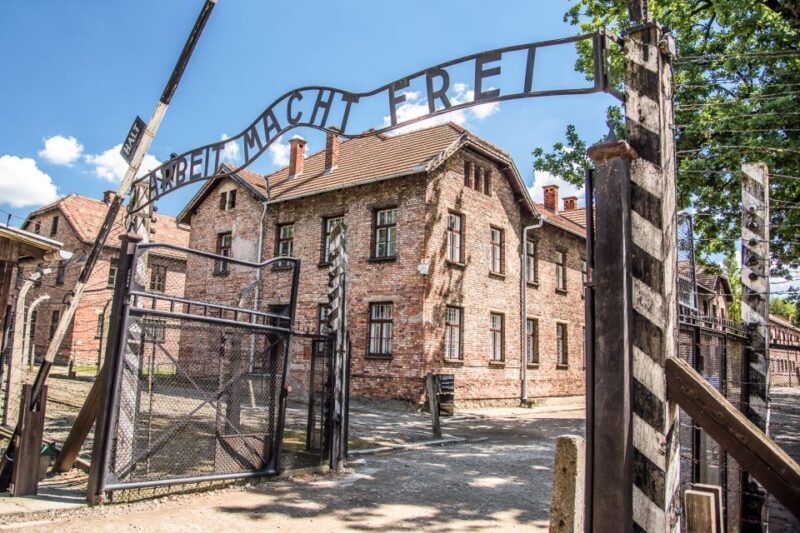 Krakow: Auschwitz Guided Tour with Pickup and Optional Lunch - Practical Tips for Visitors