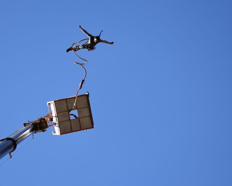 Krakow: Bungee Jumping - A Close-Up Look at the Krakow Bungee Jump Experience