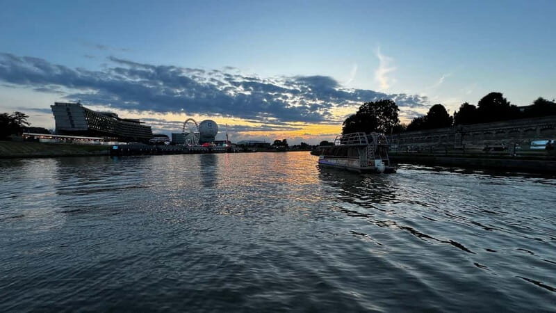 Krakow: Day or Night Vistula River Cruise with Audio Guide - FAQ