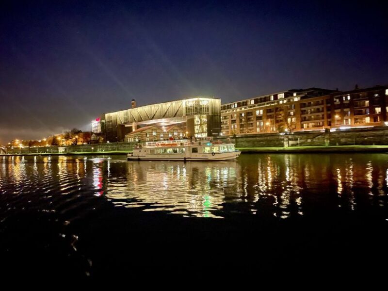 Krakow: Evening Cruise with a Glass of Wine - Frequently Asked Questions
