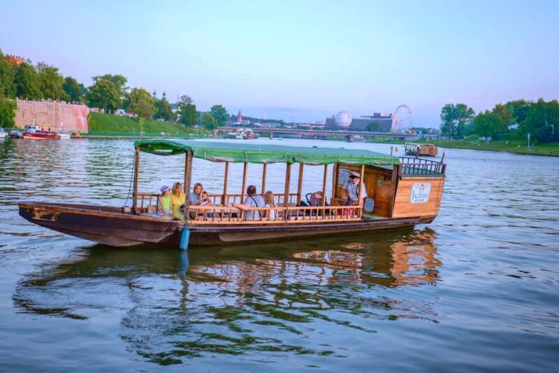 Krakow: Evening or Night Gondola Cruise - The Sum Up