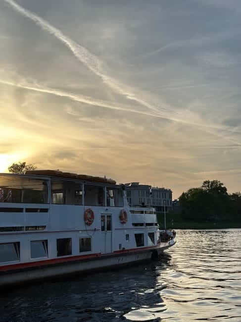 Krakow: Evening or Night Sightseeing Cruise - The Sum Up