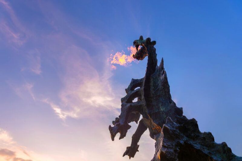 Krakow: Evening Walking Tour with Spooky Stories - Key Points