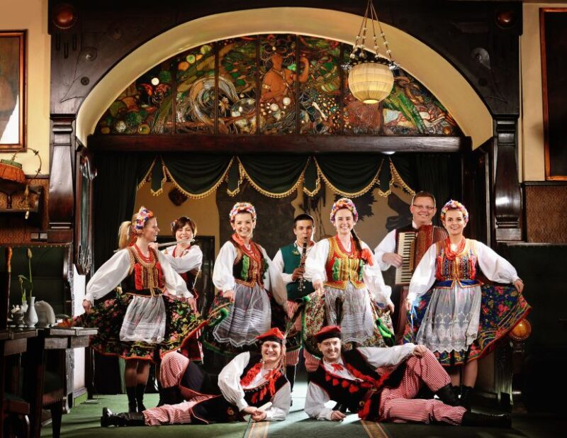 Krakow: Folk Show & 3-Course Dinner at Jama Michalika Café - Frequently Asked Questions