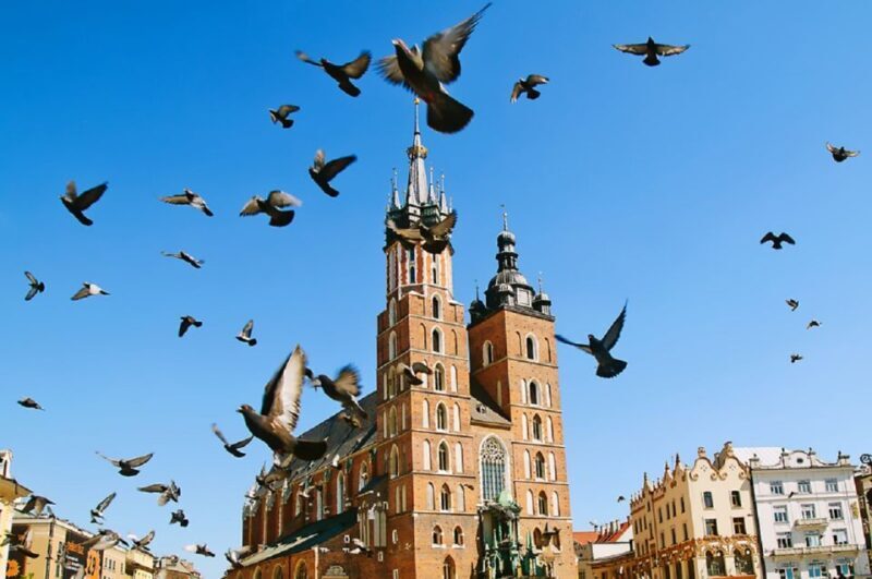 Krakow: full day private tour from Warsaw - FAQ
