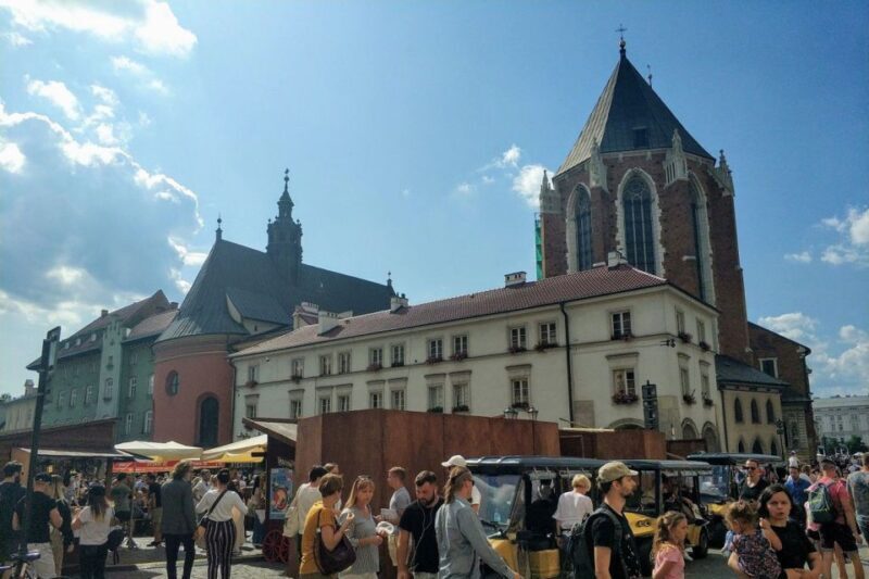 Krakow: Group Electric Golf Cart Tour of the Old Town - Who Is This Tour Best For?