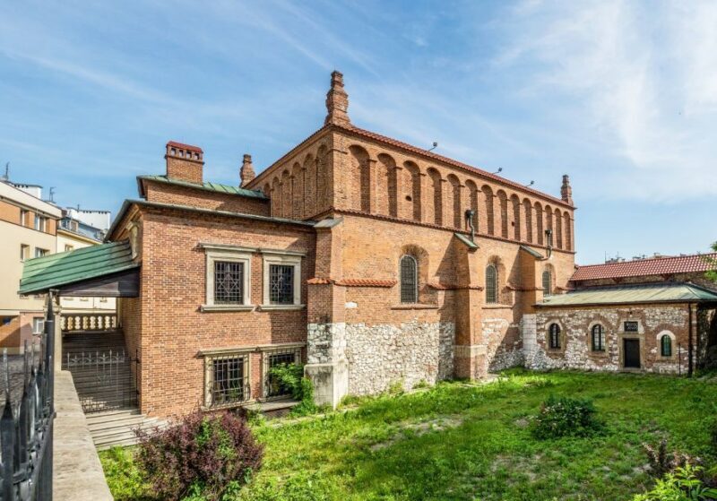 Krakow: Guided Kazimierz Jewish Quarter Walking Tour - Exploring Krakow’s Kazimierz: A Guide to the Jewish Heritage Tour