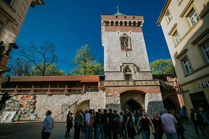 Krakow highlights: Old Town and Wawel Castle Walking Tour - Final Thoughts: Is This Tour Worth Your Time?