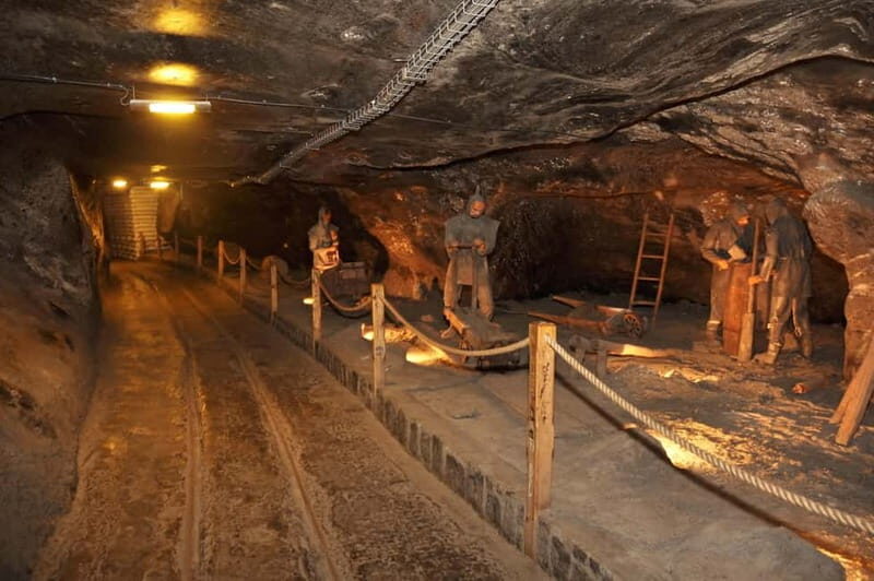 Krakow: Jewish Quarter, Salt Mine, Paszów, & Auschwitz Tour - FAQs