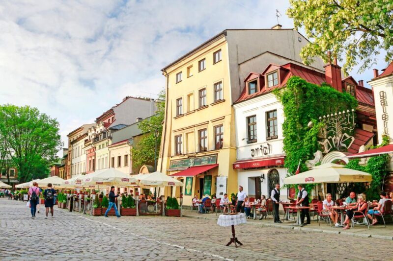 Krakow: Kazimierz & Schindler's Factory & Ghetto Guided Tour - Kazimierz: The Historic Jewish Quarter