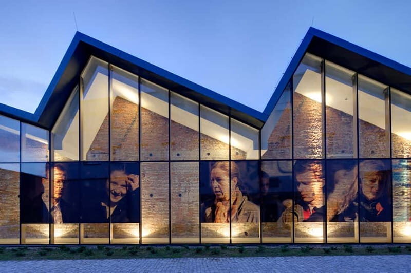 Krakow: MOCAK Contemporary Art Museum Entry Ticket - An In-Depth Look at the MOCAK Experience