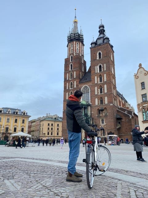 Krakow: Old Town and Kazimierz Guided Bike Tour - What to Expect During the Tour
