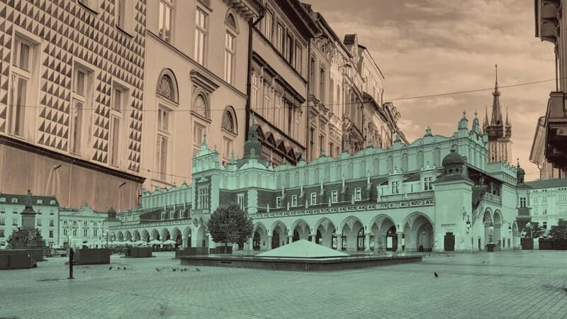 Krakow: Old Town Private Guided Tour & Basilica Entry - What to Expect: Practical Details