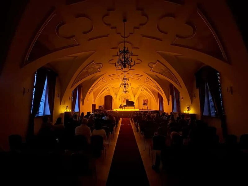 Krakow: Piano Trio Chopin & Friends Concert VIP with Wine - In-Depth Review: What You Can Expect from the Concert
