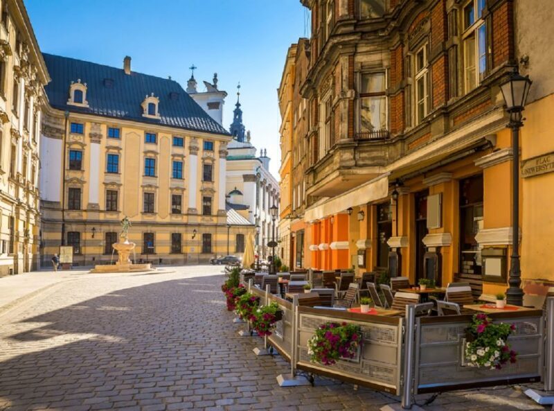 Krakow: Private City Highlights Sightseeing Car Tour - Key Points
