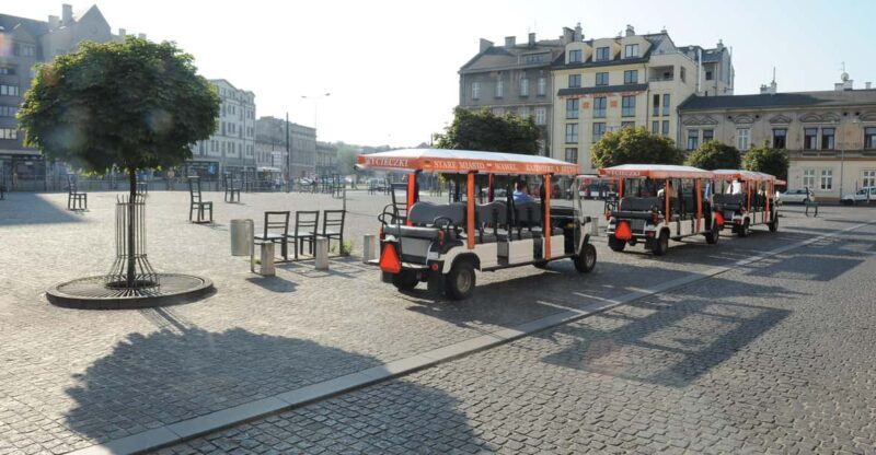 Krakow: Private City Tour by Electric Car with Audio Guide - Why This Tour Works