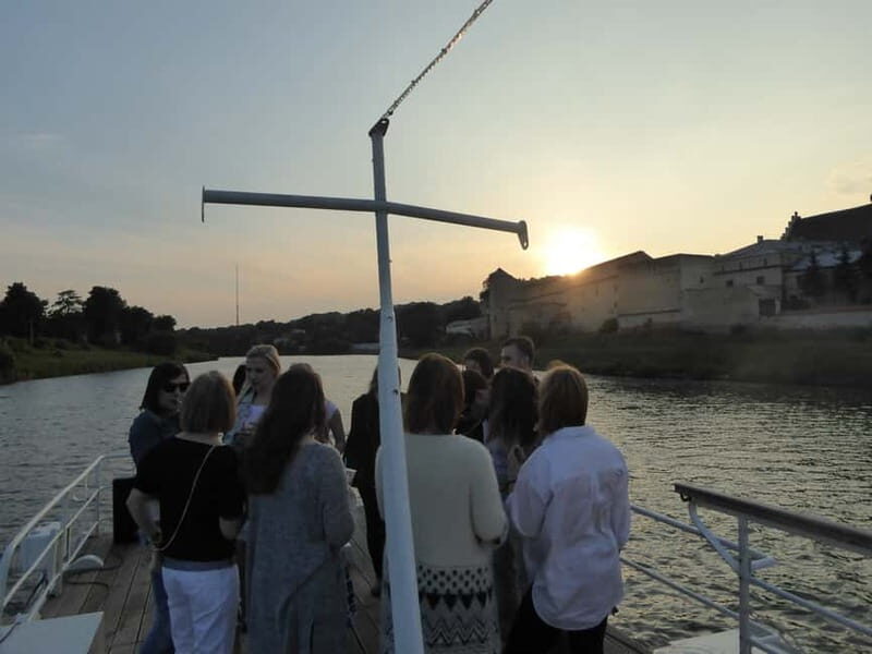 Krakow: Private Evening Boat Tour - Final Thoughts