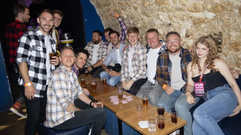 Krakow: Pub Crawl 1H Open Bar, VIP Entry & Welcome Shots - Who Would Love This Tour?
