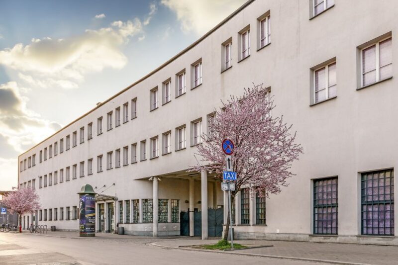 Krakow: Schindler's Factory Guided Tour - A Deep Dive into the Experience