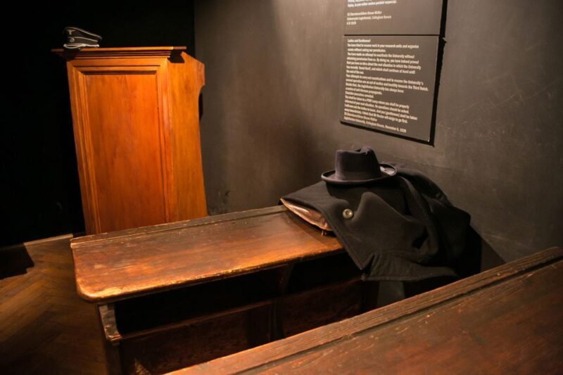 Krakow: Schindler's Factory, Jewish Ghetto & Salt Mine Tour - A Deep Dive into Krakows Highlights