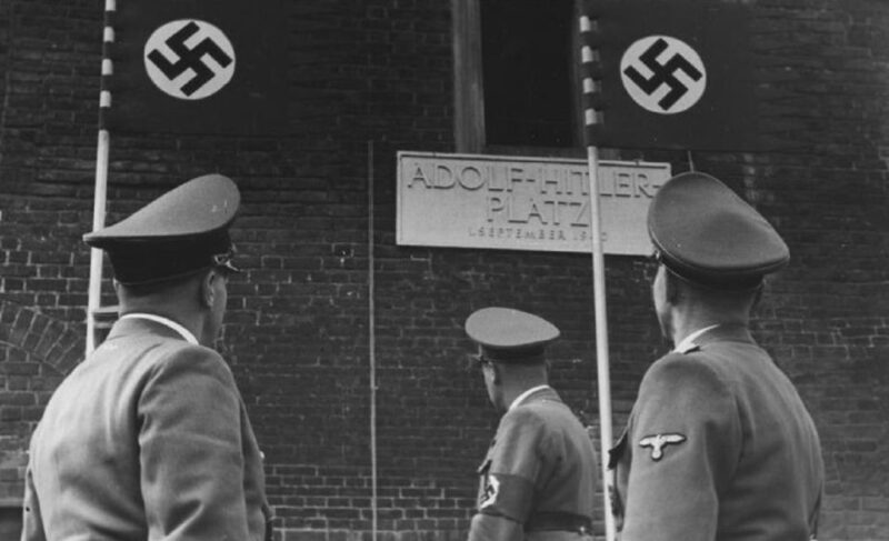 Krakow: Second World War History Guided Walking Tour - Why This Tour Matters for Your Krakow Visit