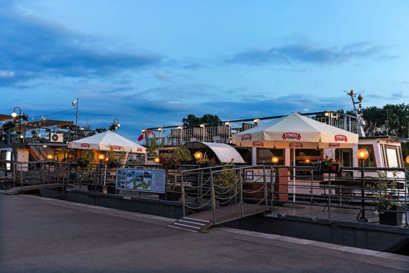 Krakow: Sightseeing Cruise by Vistula River - Key Points