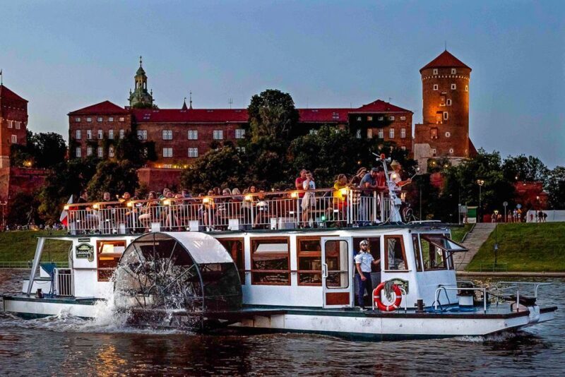 Krakow: Sightseeing Cruise by Vistula River - A Detailed Look at the Sightseeing Cruise Experience