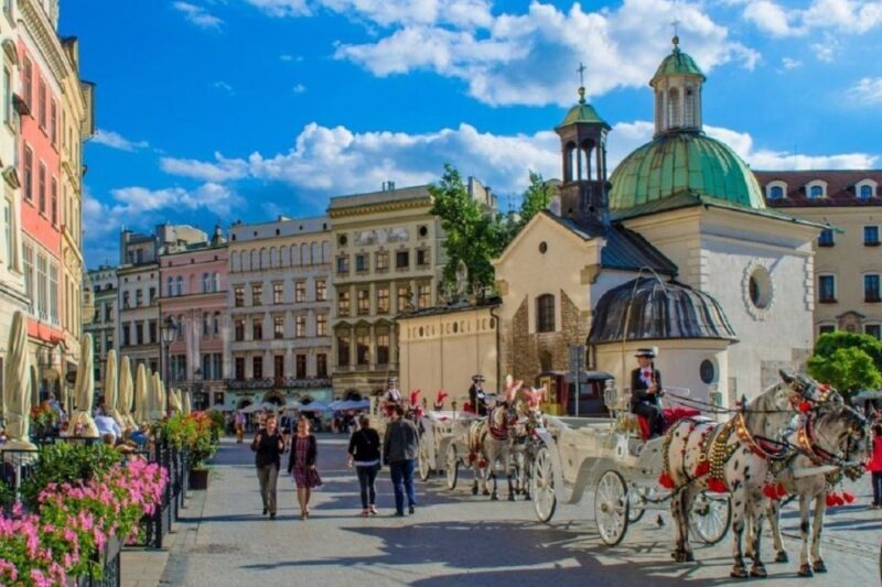 Krakow: Skip the Line Underground Museum & Old Town Private - A Detailed Look at the Tour