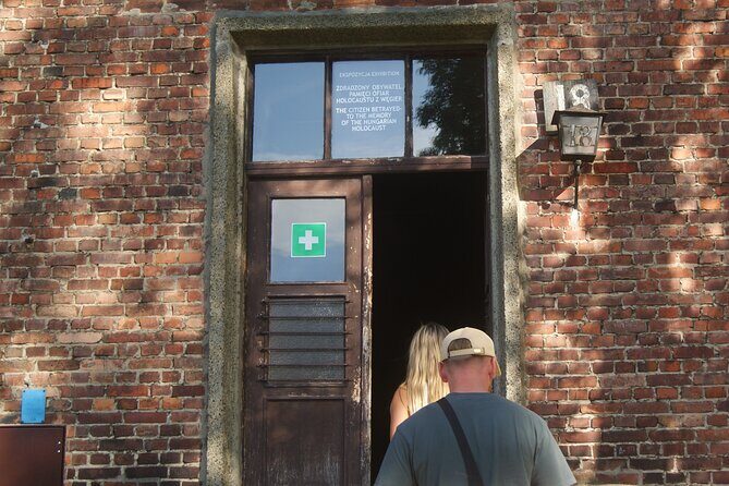 Krakow to Auschwitz Birkenau and Salt Mine 1 Day Tour FREE ebook - Frequently Asked Questions