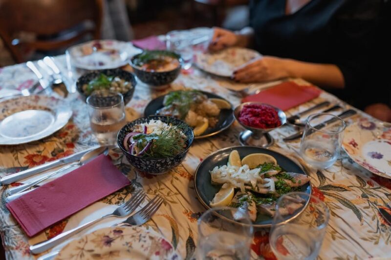 Krakow: Traditional Jewish Ashkenazi Food Tour - Krakow: Traditional Jewish Ashkenazi Food Tour – A Taste of History and Heritage
