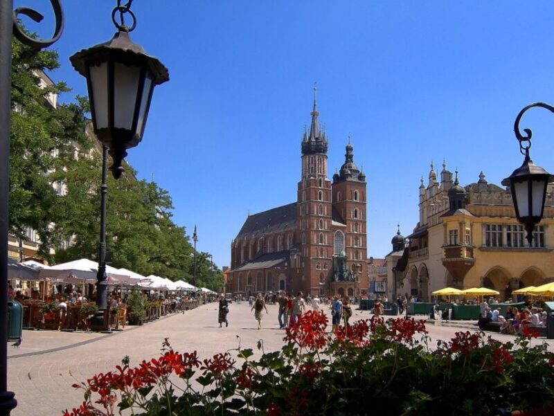 Krakow: Walking Tour and Liqueur Tasting with Local Guide - Final Thoughts