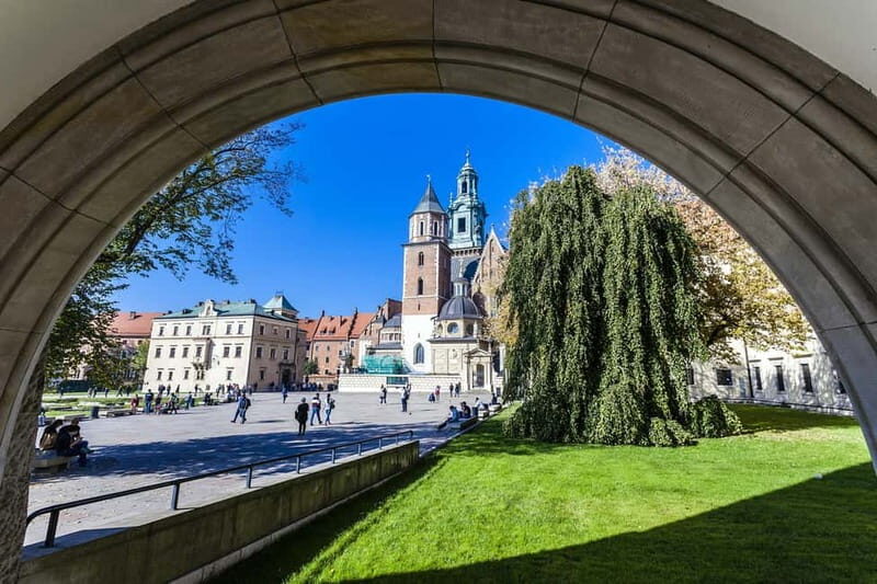 Krakow: Wawel Hill Audioguide Tour - Who Should Opt for This Tour?
