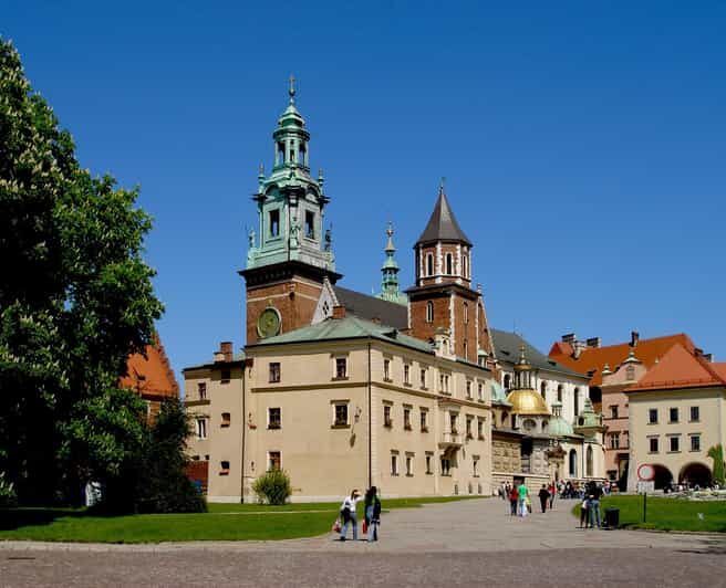 Krakow's Wawel, Old Town, Basilica & Underground Museum Tour - Key Points