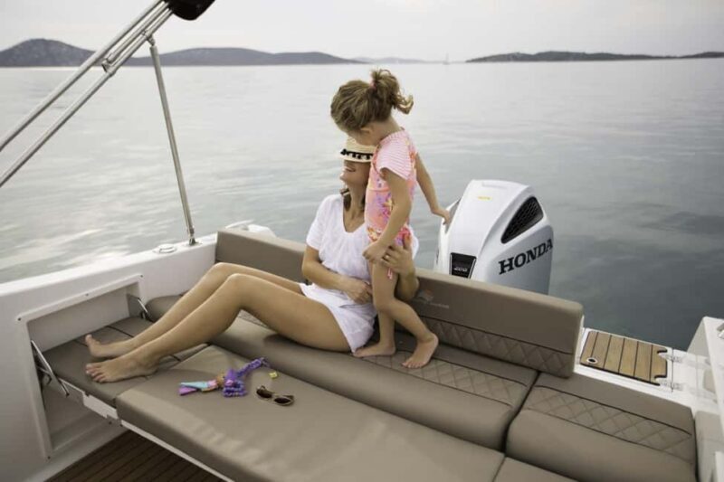 Krk: Rent a boat Atlantic 690 Cabin - Who Should Consider This Experience?