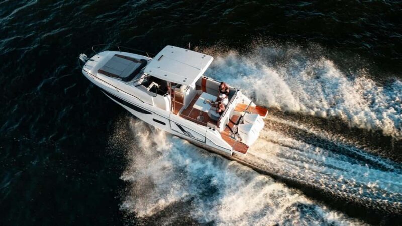 Krk: Rent a boat Beneteau Flyer 9 - A Closer Look at the Krk Boat Rental Experience