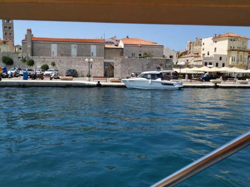Krk: Rent a boat Merry Fisher 795 386kk - Key Points