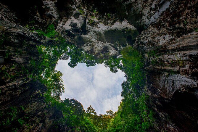 Kuala Lumpur Batu Caves Temple tour with Breakfast and Lunch - In-Depth Review of the Kuala Lumpur Batu Caves Tour