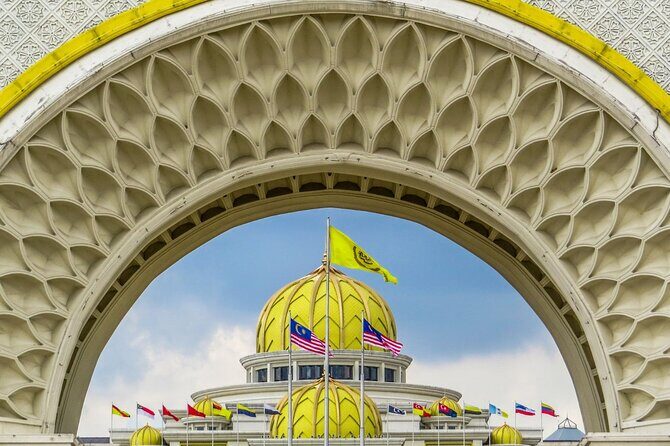 Kuala Lumpur City Tour with Batu Caves Discovery (Shared) - FAQ