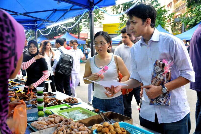 Kuala Lumpur: Half Day Local Food Walking Tour - Who Will Love This Tour?