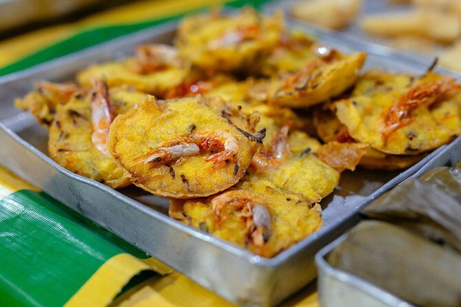 Kuala Lumpur Local Street Food Private Walking Tour by Night - Discover Kuala Lumpur’s Night Food Scene with a Private Walking Tour