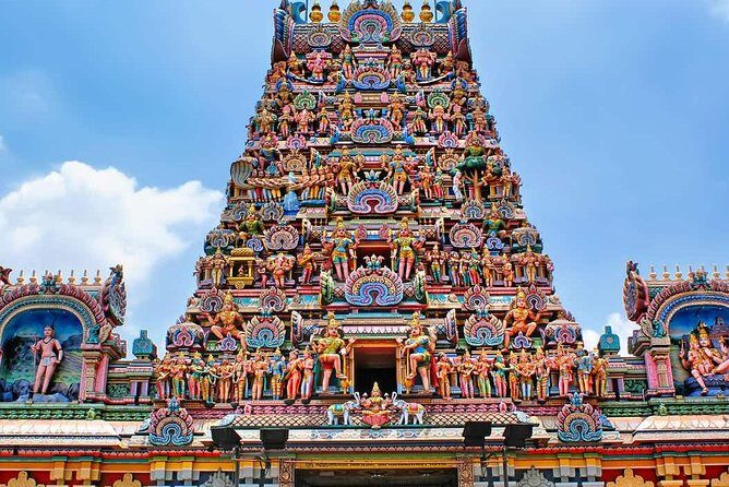 Kuala Lumpur Night Tour - A Deep Dive into the Kuala Lumpur Night Tour