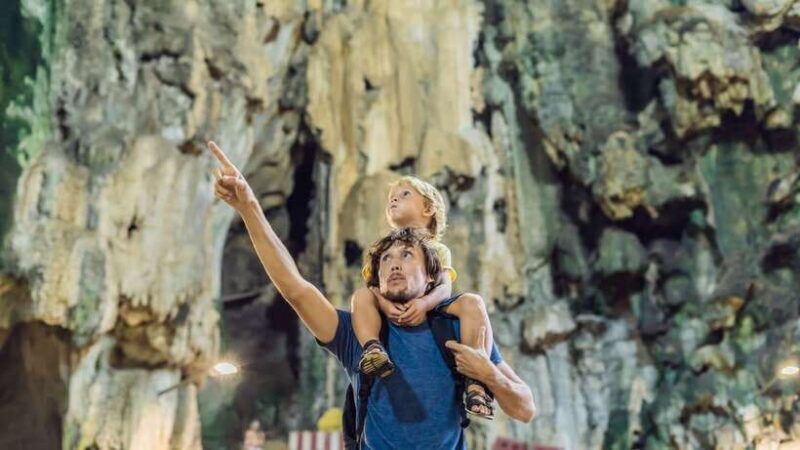 Kuala Lumpur: Private Full-Day 10 Wonders Tour - Shopping and Local Flavors