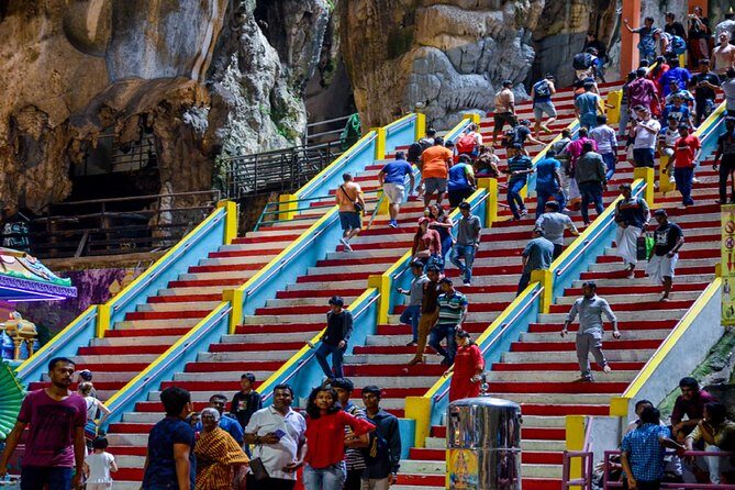 Kuala Lumpur Private Tour to Batu Caves Hotsprings And Waterfalls - FAQs