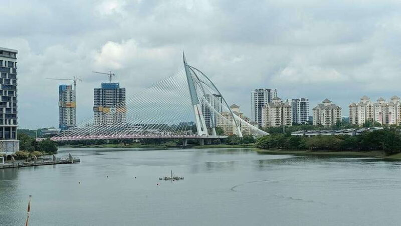 Kuala Lumpur: Putrajaya Tour with Hotel Pickup - Who Should Consider This Tour?