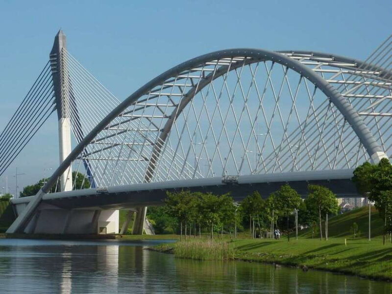 Kuala Lumpur: Putrajaya Tour with Traditional Boat Cruise - FAQ